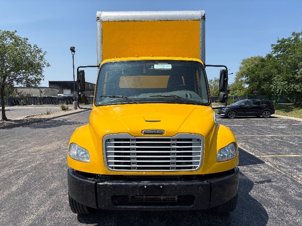 Medium Duty Box Truck-Light and Medium Duty Trucks-Freightliner-2020-M2-Toronto-ON-278,089\n\t\tkm-$ 63,500 - Image 2