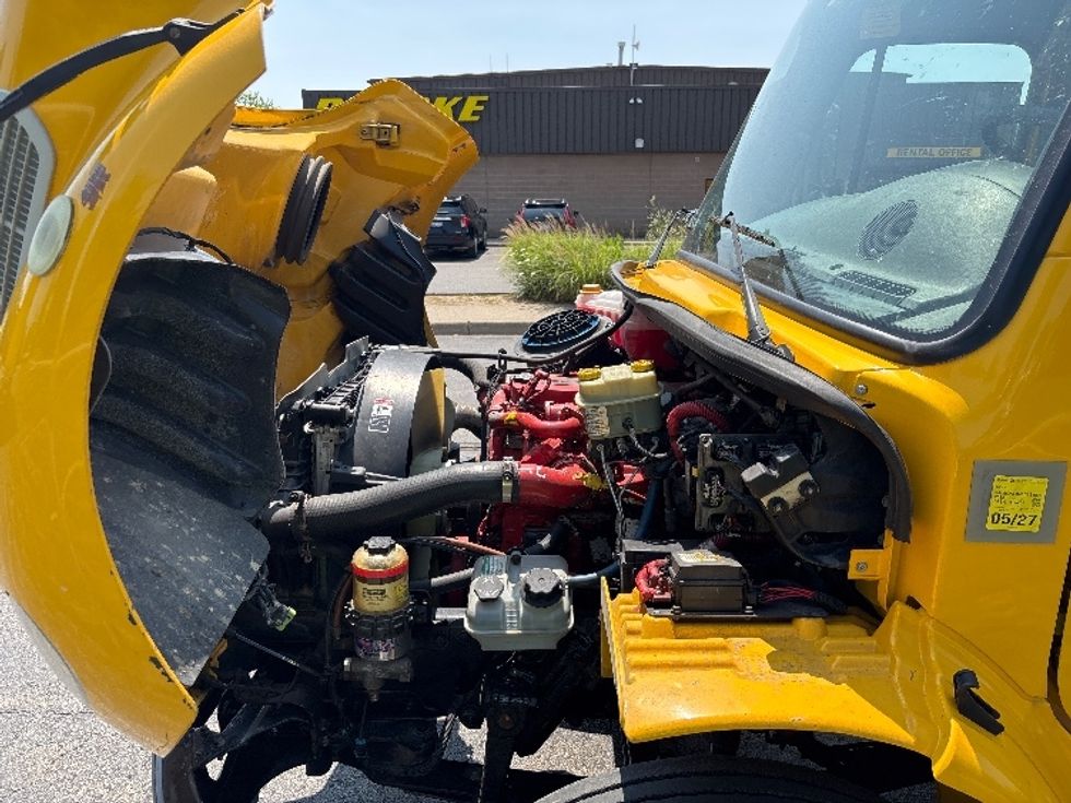 Medium Duty Box Truck-Light and Medium Duty Trucks-Freightliner-2020-M2-Toronto-ON-278,089\n\t\tkm-$ 63,500 - Image 24