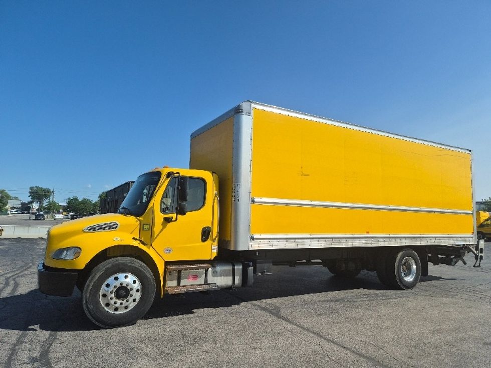 Medium Duty Box Truck-Light and Medium Duty Trucks-Freightliner-2020-M2-Toronto-ON-278,089\n\t\tkm-$ 63,500 - Image 3
