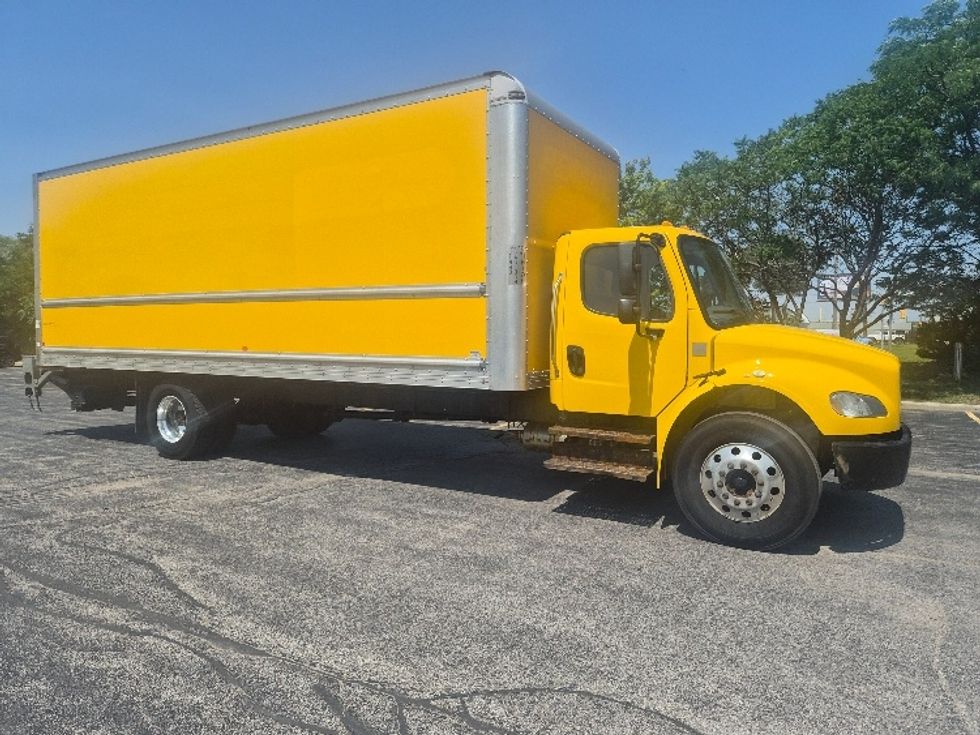 Medium Duty Box Truck-Light and Medium Duty Trucks-Freightliner-2020-M2-Toronto-ON-295,938\n\t\tkm-$ 61,500 - Image 1