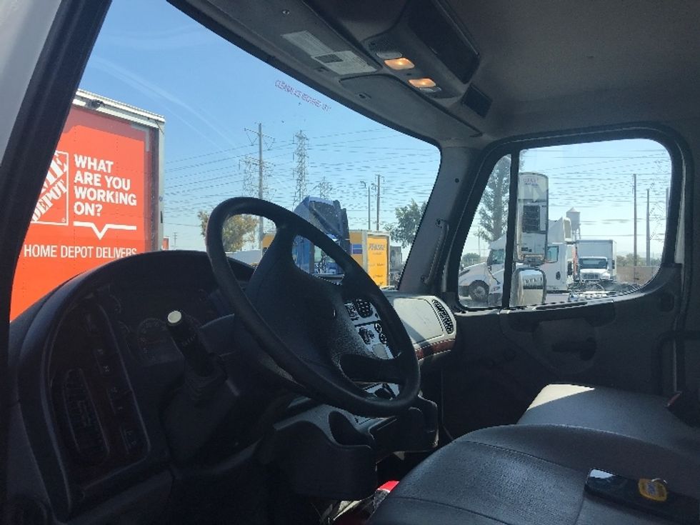 Medium Duty Box Truck-Light and Medium Duty Trucks-Freightliner-2020-M2-Torrance-CA-116,763\n\t\tmiles-$ 66,500 - Image 17