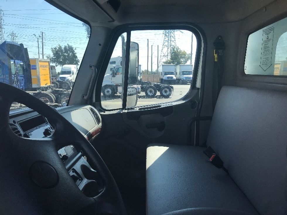Medium Duty Box Truck-Light and Medium Duty Trucks-Freightliner-2020-M2-Torrance-CA-116,763\n\t\tmiles-$ 66,500 - Image 19