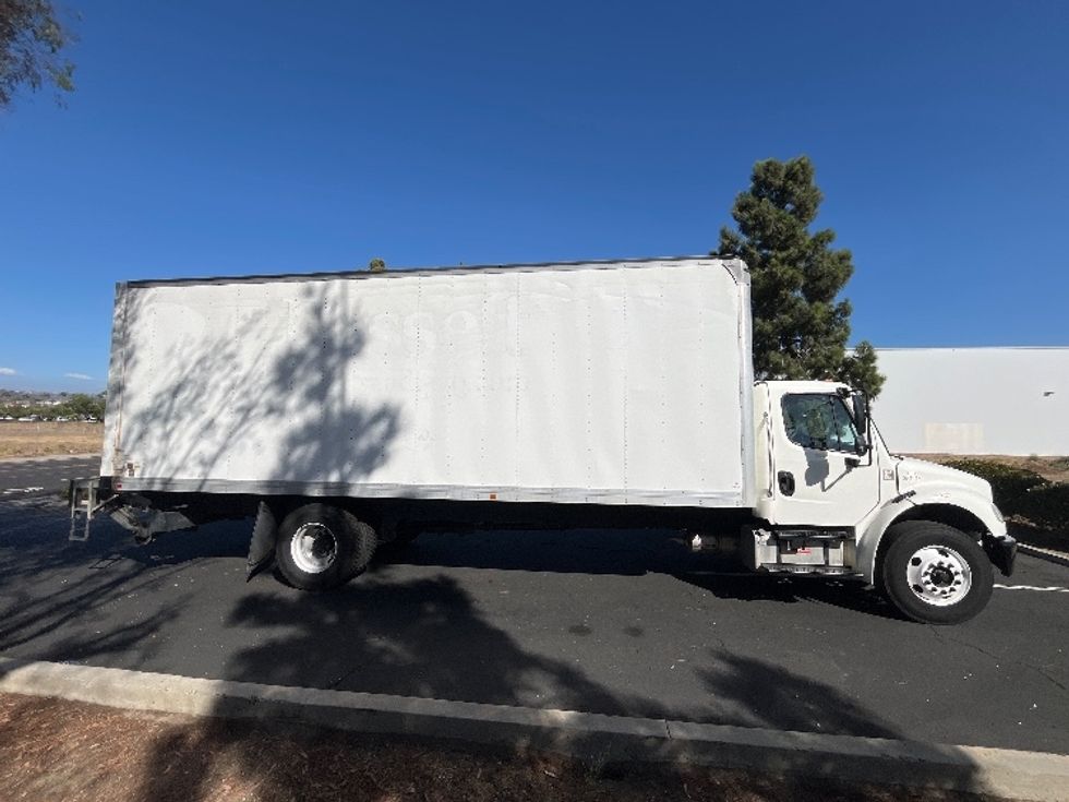 Medium Duty Box Truck-Light and Medium Duty Trucks-Freightliner-2020-M2-Torrance-CA-129,787\n\t\tmiles-$ 67,500 - Image 15