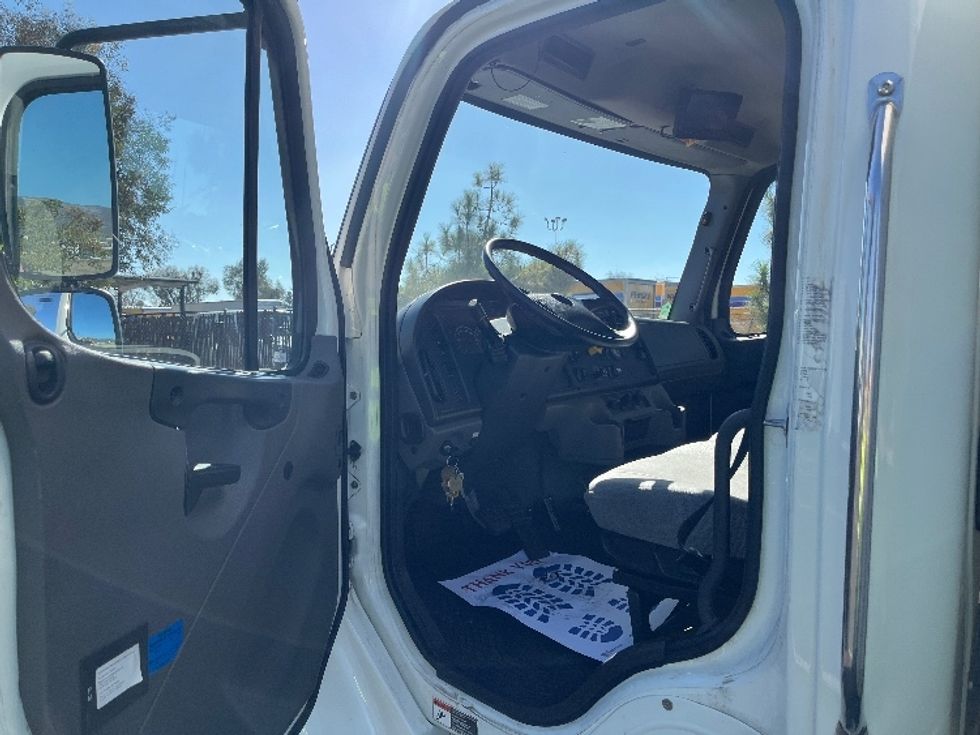 Medium Duty Box Truck-Light and Medium Duty Trucks-Freightliner-2020-M2-Torrance-CA-129,787\n\t\tmiles-$ 67,500 - Image 16