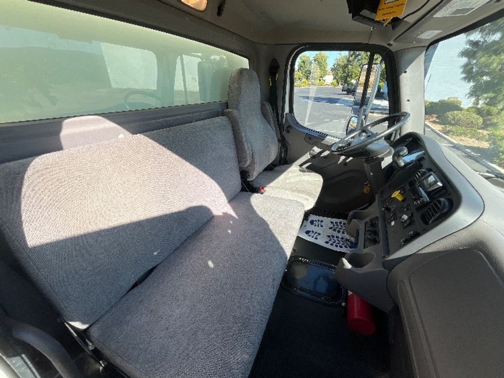 Medium Duty Box Truck-Light and Medium Duty Trucks-Freightliner-2020-M2-Torrance-CA-129,787\n\t\tmiles-$ 67,500 - Image 22