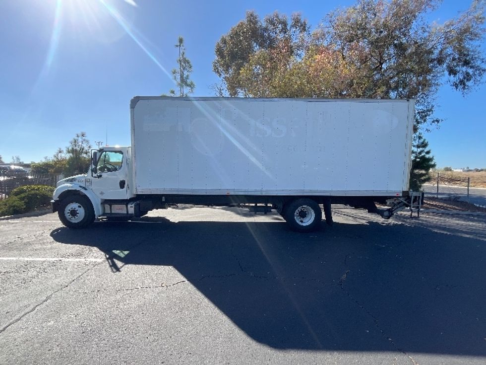 Medium Duty Box Truck-Light and Medium Duty Trucks-Freightliner-2020-M2-Torrance-CA-129,787\n\t\tmiles-$ 67,500 - Image 4