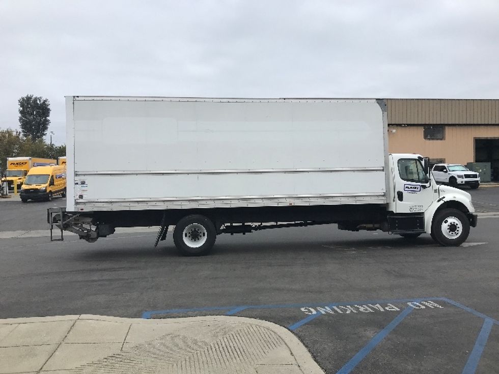 Medium Duty Box Truck-Light and Medium Duty Trucks-Freightliner-2020-M2-Torrance-CA-139,377\n\t\tmiles-$ 57,750 - Image 15