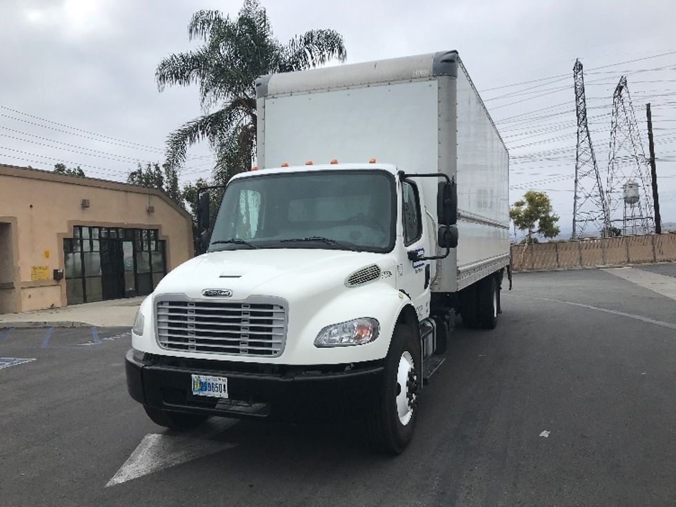 Medium Duty Box Truck-Light and Medium Duty Trucks-Freightliner-2020-M2-Torrance-CA-139,377\n\t\tmiles-$ 57,750 - Image 3