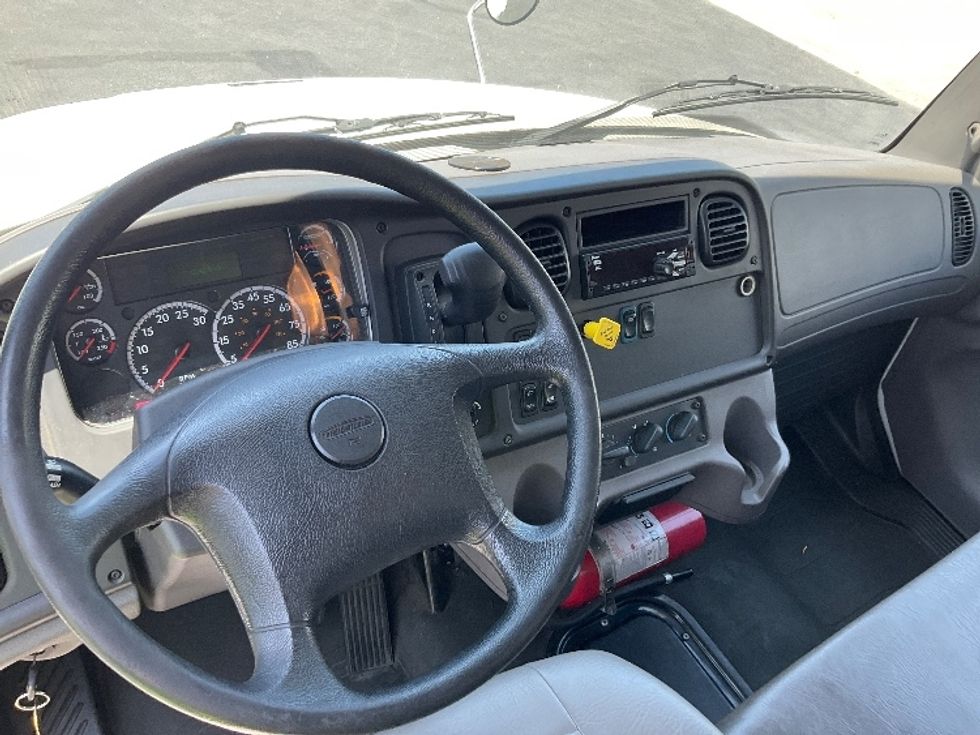 Medium Duty Box Truck-Light and Medium Duty Trucks-Freightliner-2020-M2-Torrance-CA-76,205\n\t\tmiles-$ 62,500 - Image 18