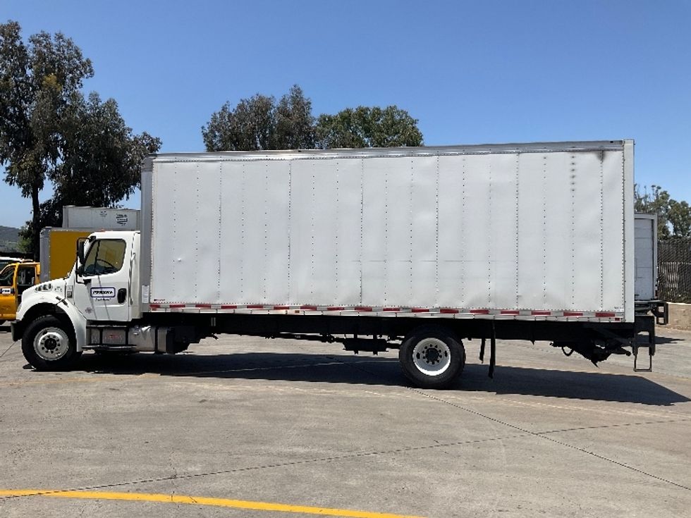 Medium Duty Box Truck-Light and Medium Duty Trucks-Freightliner-2020-M2-Torrance-CA-76,205\n\t\tmiles-$ 62,500 - Image 4
