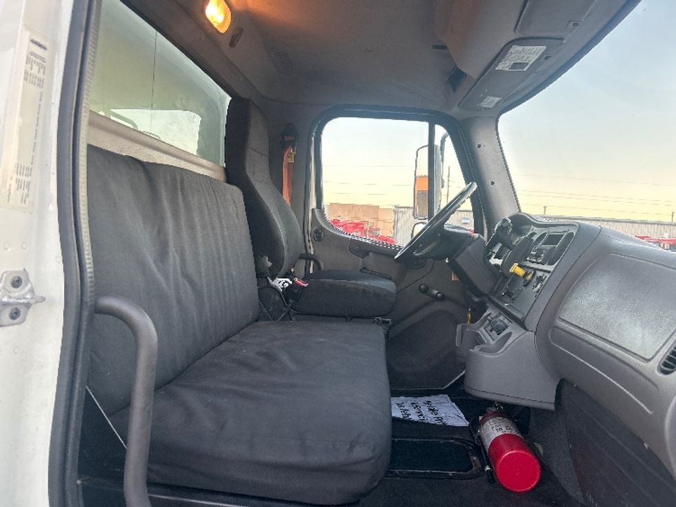 Medium Duty Box Truck-Light and Medium Duty Trucks-Freightliner-2020-M2-Tulsa-OK-181,676\n\t\tmiles-$ 46,500 - Image 22
