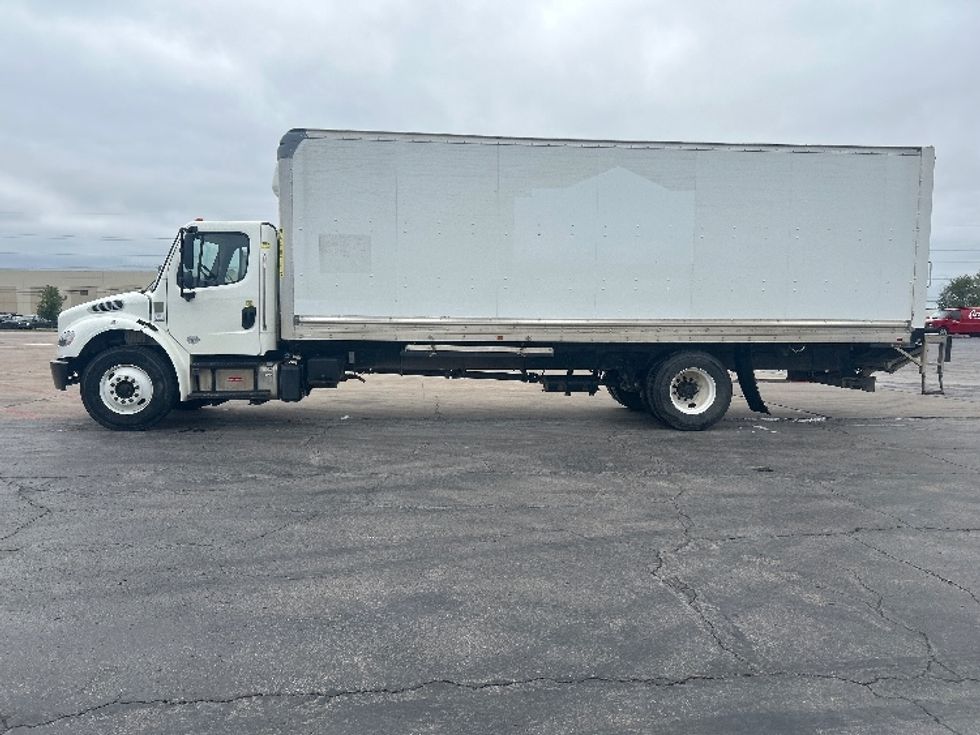 Medium Duty Box Truck-Light and Medium Duty Trucks-Freightliner-2020-M2-Tulsa-OK-181,676\n\t\tmiles-$ 46,500 - Image 4