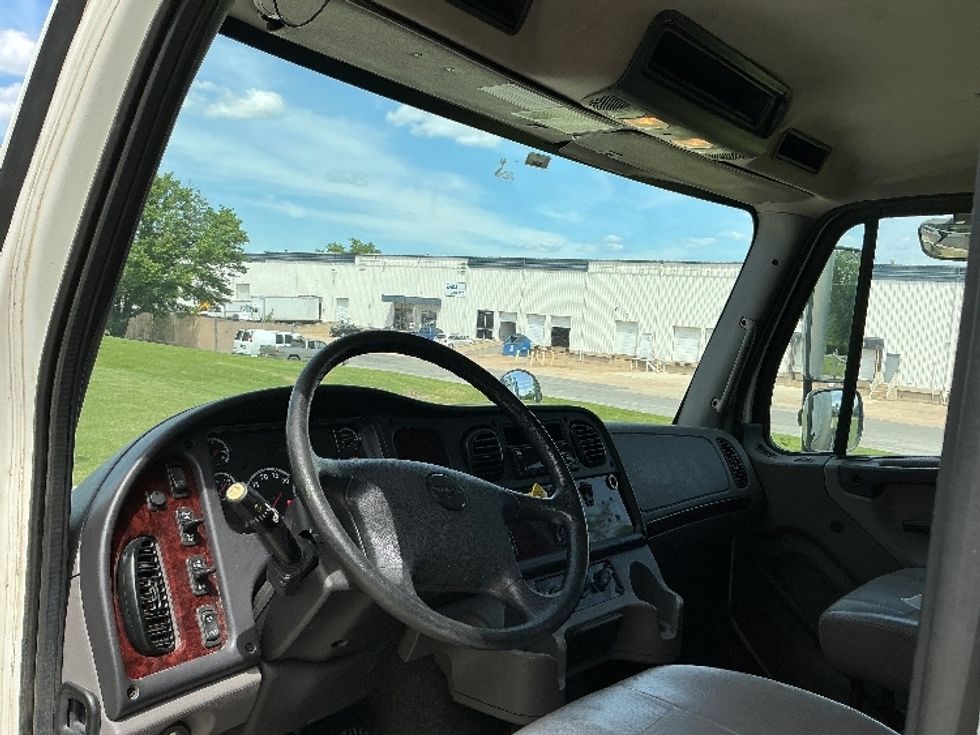 Medium Duty Box Truck-Light and Medium Duty Trucks-Freightliner-2020-M2-Tulsa-OK-205,699\n\t\tmiles-$ 50,250 - Image 17