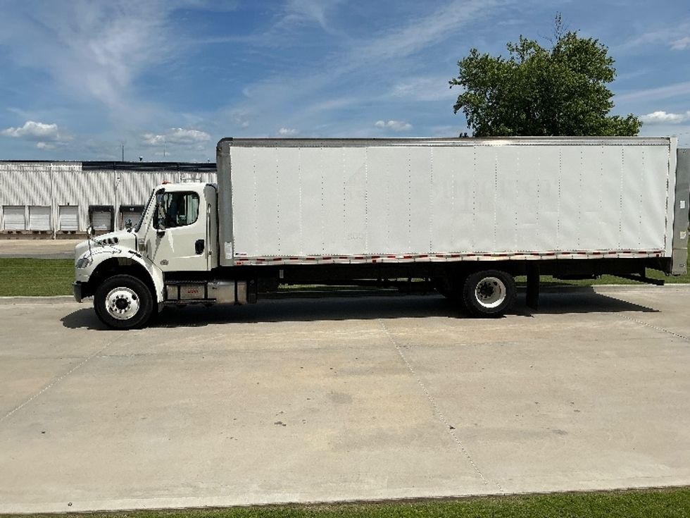 Medium Duty Box Truck-Light and Medium Duty Trucks-Freightliner-2020-M2-Tulsa-OK-205,699\n\t\tmiles-$ 50,250 - Image 4