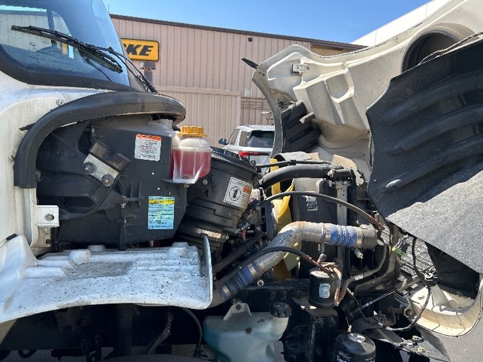 Medium Duty Box Truck-Light and Medium Duty Trucks-Freightliner-2020-M2-Vernon-CA-177,417\n\t\tmiles-$ 60,000 - Image 23