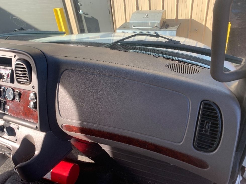 Medium Duty Box Truck-Light and Medium Duty Trucks-Freightliner-2020-M2-Wabash-IN-359,905\n\t\tmiles-$ 25,000 - Image 21