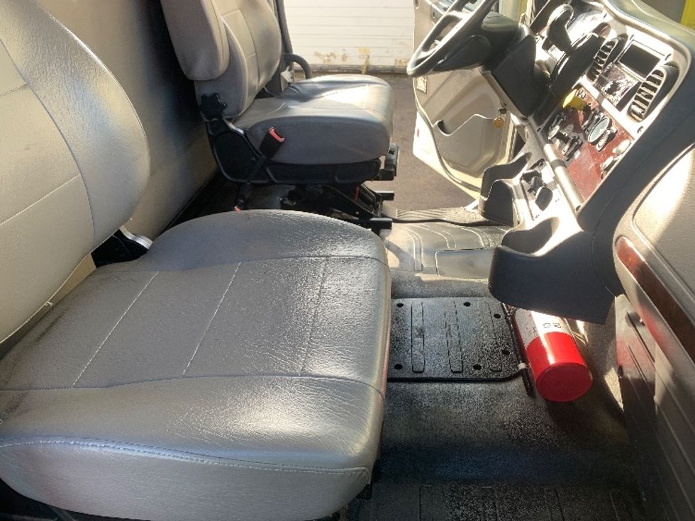 Medium Duty Box Truck-Light and Medium Duty Trucks-Freightliner-2020-M2-Wabash-IN-359,905\n\t\tmiles-$ 25,000 - Image 22