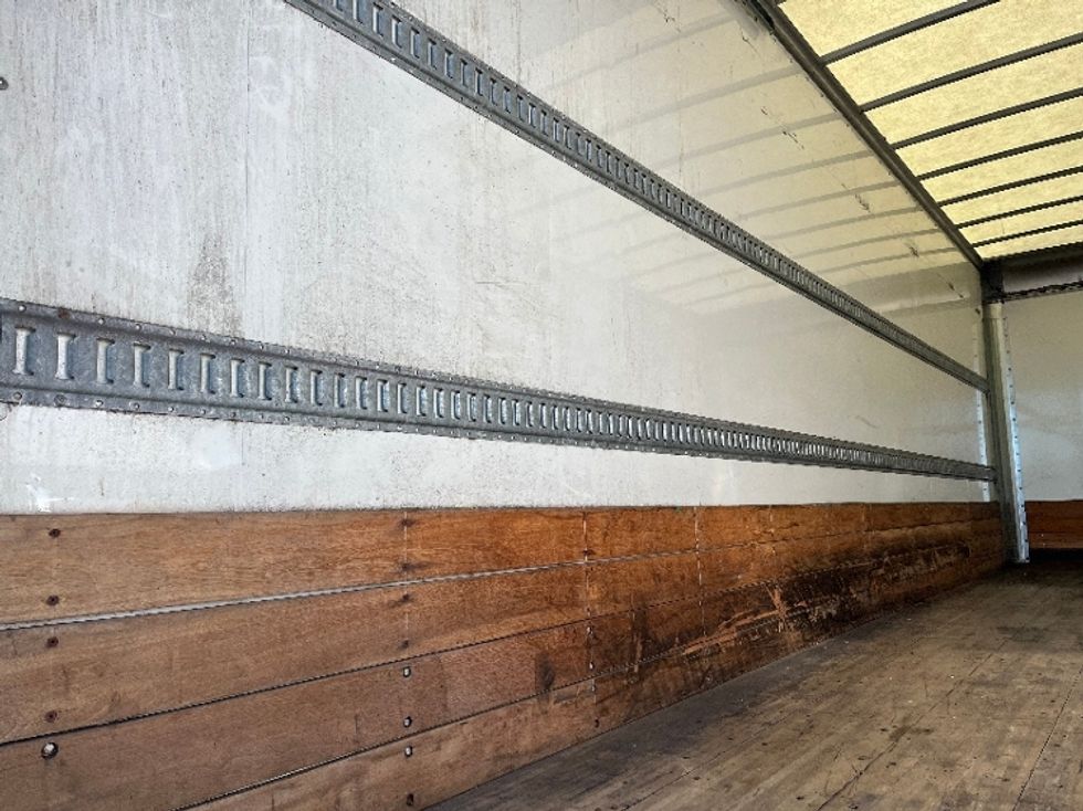 Medium Duty Box Truck-Light and Medium Duty Trucks-Freightliner-2020-M2-Warren-MI-115,141\n\t\tmiles-$ 69,500 - Image 10