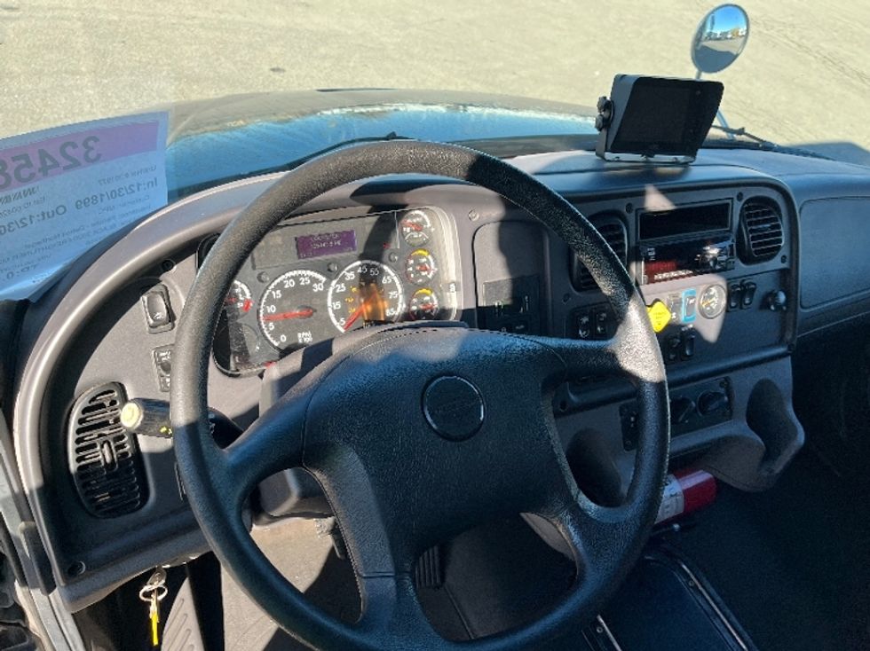 Medium Duty Box Truck-Light and Medium Duty Trucks-Freightliner-2020-M2-Warren-MI-115,141\n\t\tmiles-$ 69,500 - Image 16