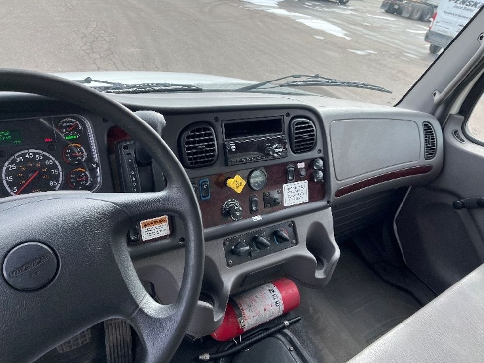 Medium Duty Box Truck-Light and Medium Duty Trucks-Freightliner-2020-M2-Warren-MI-128,393\n\t\tmiles-$ 54,750 - Image 18