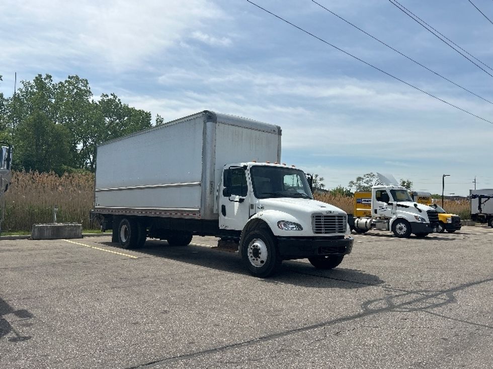 Medium Duty Box Truck-Light and Medium Duty Trucks-Freightliner-2020-M2-Warren-MI-224,452\n\t\tmiles-$ 46,000 - Image 1