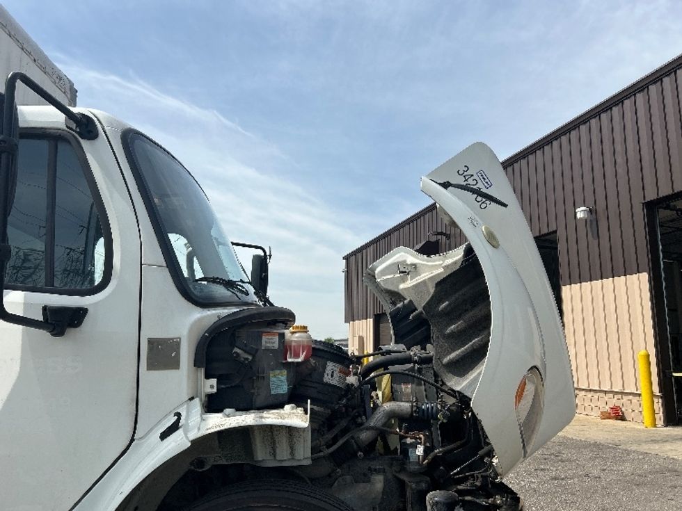 Medium Duty Box Truck-Light and Medium Duty Trucks-Freightliner-2020-M2-Warren-MI-224,452\n\t\tmiles-$ 46,000 - Image 23