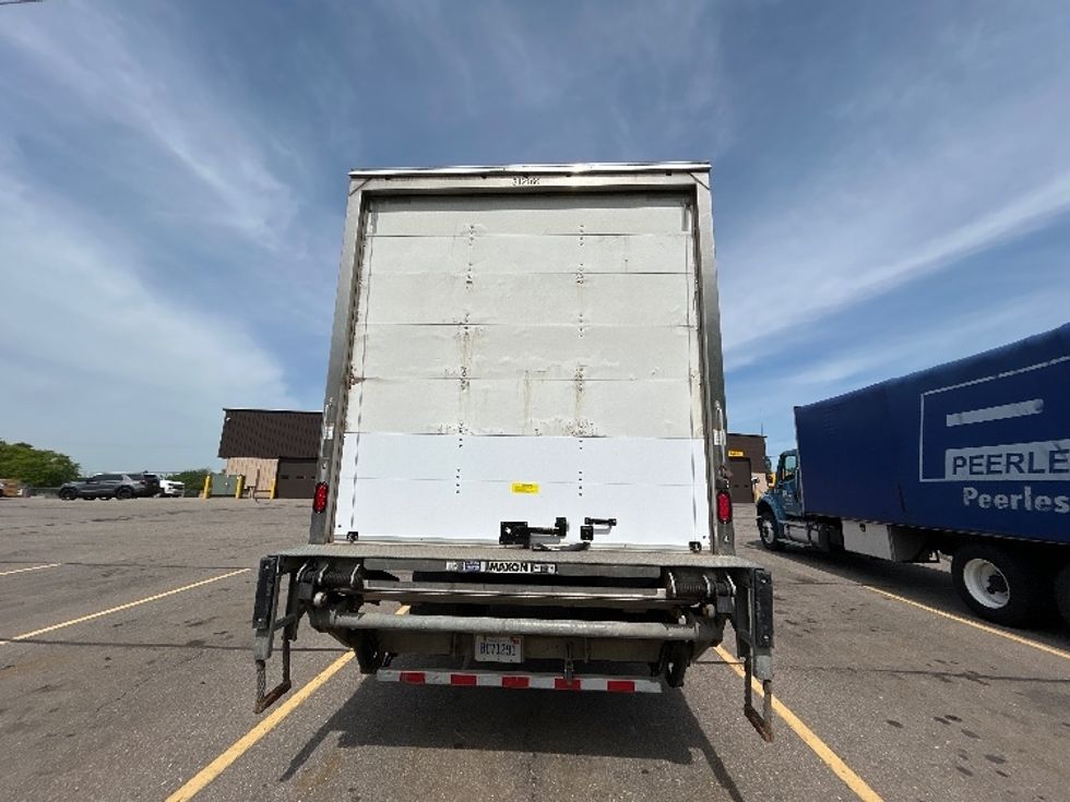 Medium Duty Box Truck-Light and Medium Duty Trucks-Freightliner-2020-M2-Warren-MI-224,452\n\t\tmiles-$ 46,000 - Image 7