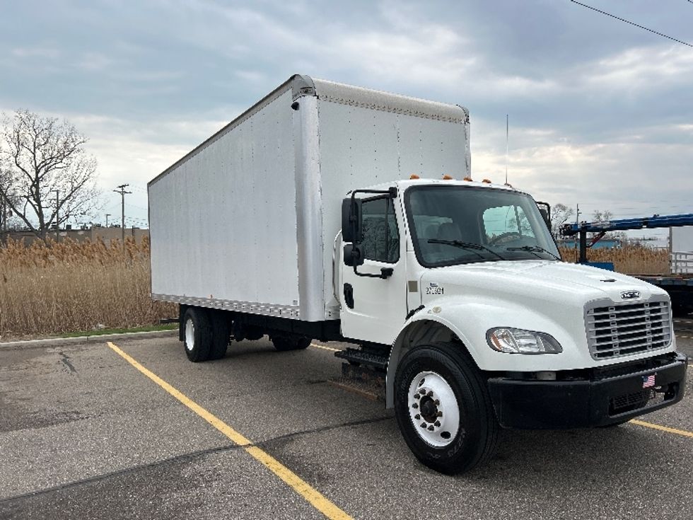 Medium Duty Box Truck-Light and Medium Duty Trucks-Freightliner-2020-M2-Warren-MI-252,003\n\t\tmiles-$ 30,750 - Image 1