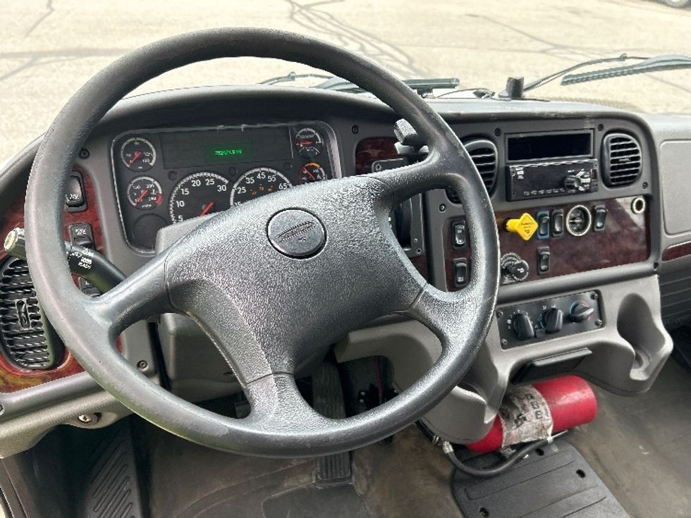 Medium Duty Box Truck-Light and Medium Duty Trucks-Freightliner-2020-M2-Warren-MI-252,003\n\t\tmiles-$ 30,750 - Image 19