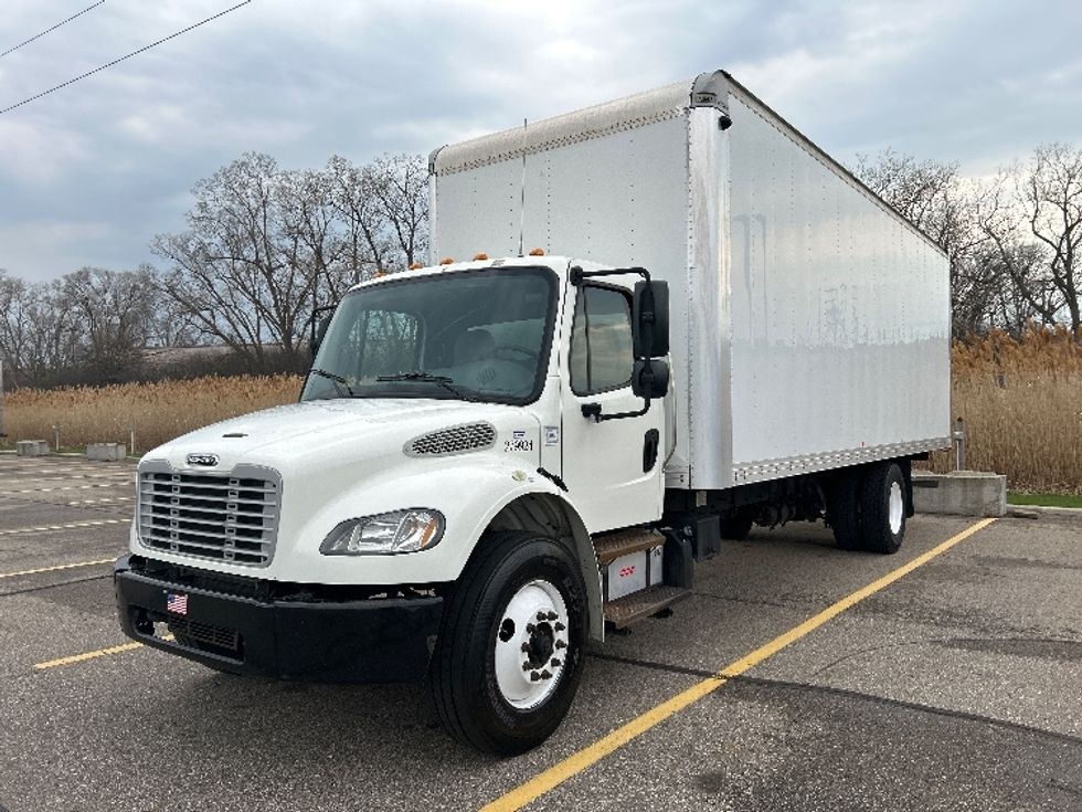 Medium Duty Box Truck-Light and Medium Duty Trucks-Freightliner-2020-M2-Warren-MI-252,003\n\t\tmiles-$ 30,750 - Image 3