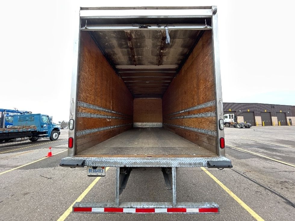 Medium Duty Box Truck-Light and Medium Duty Trucks-Freightliner-2020-M2-Warren-MI-252,003\n\t\tmiles-$ 30,750 - Image 9