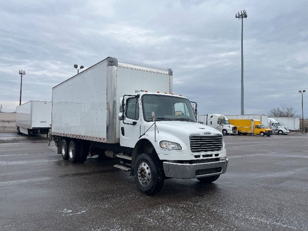 Medium Duty Box Truck-Light and Medium Duty Trucks-Freightliner-2020-M2-Warren-MI-266,058\n\t\tmiles-$ 47,000 - Image 1