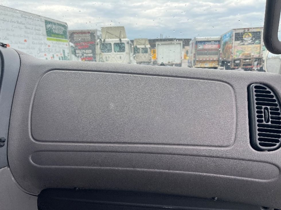 Medium Duty Box Truck-Light and Medium Duty Trucks-Freightliner-2020-M2-Warren-MI-266,058\n\t\tmiles-$ 47,000 - Image 18