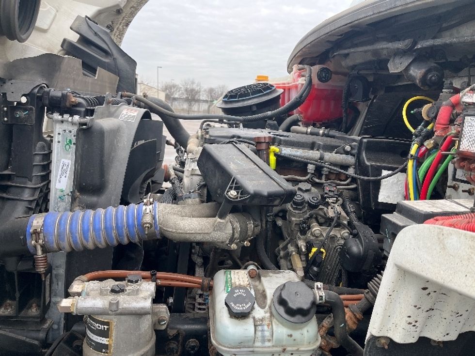 Medium Duty Box Truck-Light and Medium Duty Trucks-Freightliner-2020-M2-Warren-MI-266,058\n\t\tmiles-$ 47,000 - Image 24