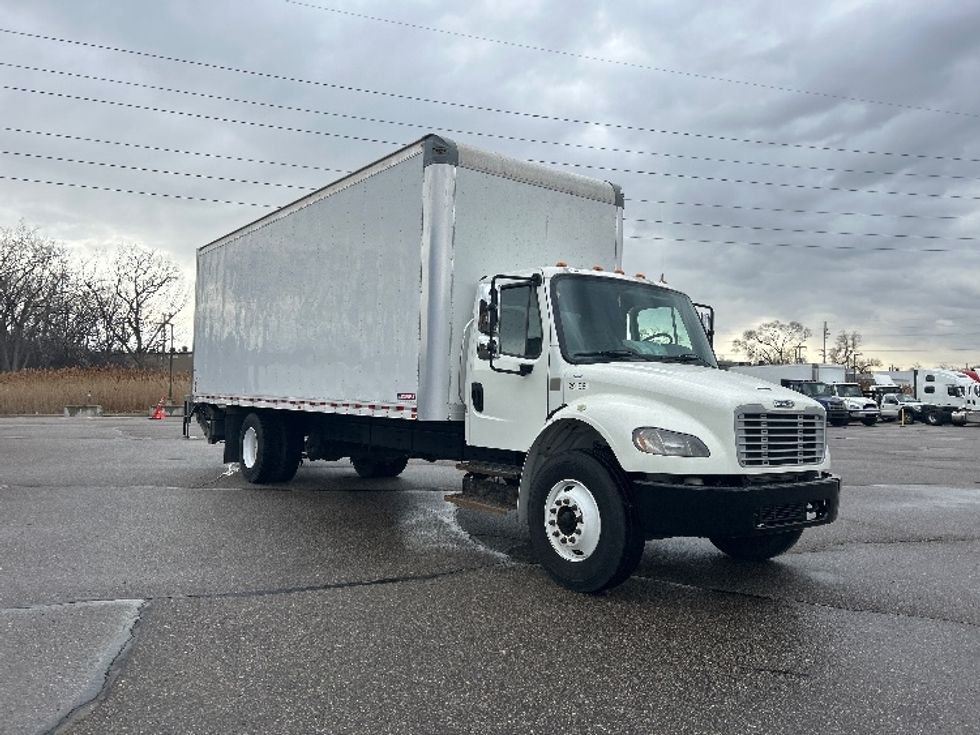 Medium Duty Box Truck-Light and Medium Duty Trucks-Freightliner-2020-M2-Warren-MI-266,100\n\t\tmiles-$ 28,500 - Image 1