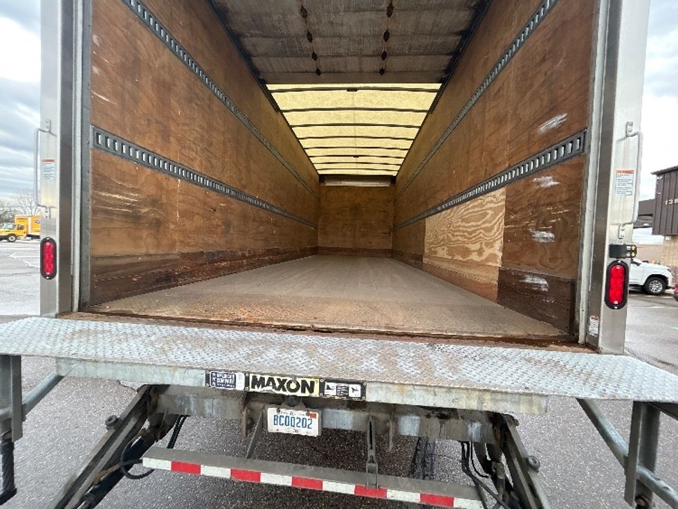 Medium Duty Box Truck-Light and Medium Duty Trucks-Freightliner-2020-M2-Warren-MI-266,100\n\t\tmiles-$ 28,500 - Image 10