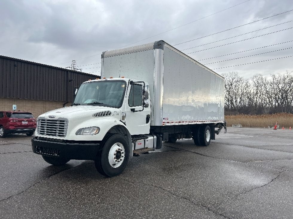 Medium Duty Box Truck-Light and Medium Duty Trucks-Freightliner-2020-M2-Warren-MI-266,100\n\t\tmiles-$ 28,500 - Image 3