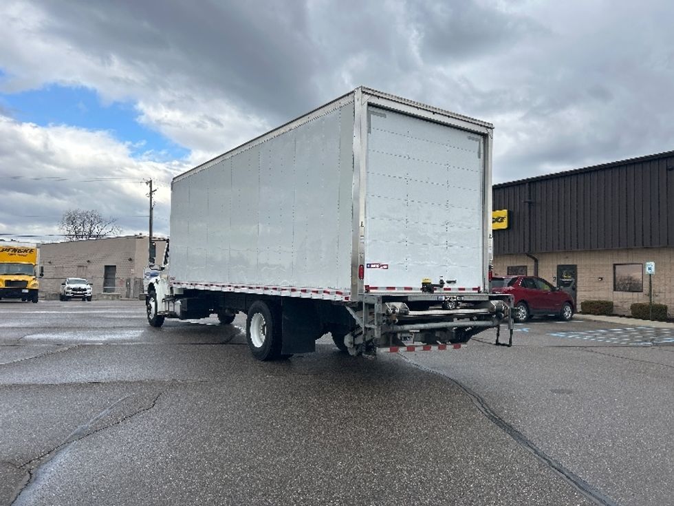 Medium Duty Box Truck-Light and Medium Duty Trucks-Freightliner-2020-M2-Warren-MI-266,100\n\t\tmiles-$ 28,500 - Image 6