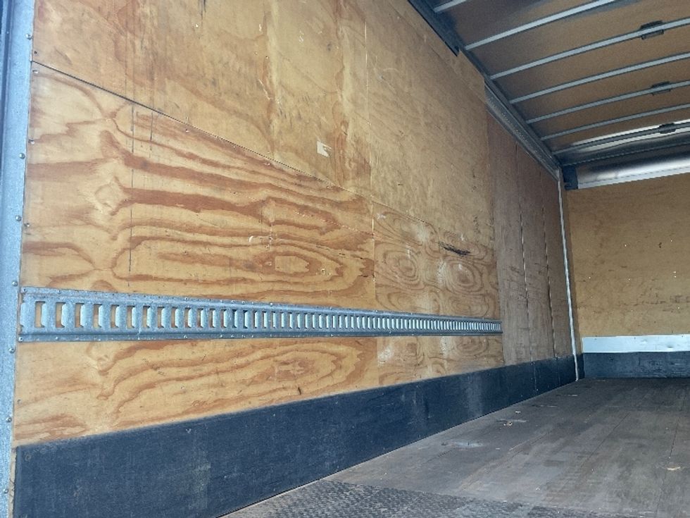 Medium Duty Box Truck-Light and Medium Duty Trucks-Freightliner-2020-M2-Warren-MI-71,096\n\t\tmiles-$ 61,250 - Image 11