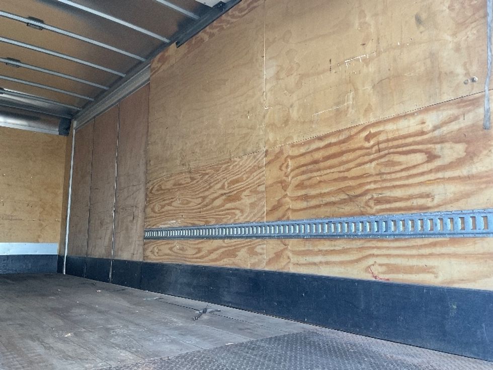 Medium Duty Box Truck-Light and Medium Duty Trucks-Freightliner-2020-M2-Warren-MI-71,096\n\t\tmiles-$ 61,250 - Image 12