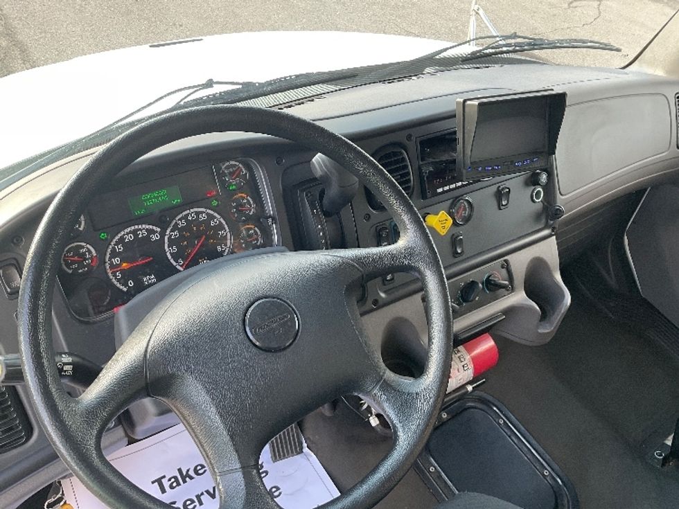 Medium Duty Box Truck-Light and Medium Duty Trucks-Freightliner-2020-M2-Warren-MI-71,096\n\t\tmiles-$ 61,250 - Image 17