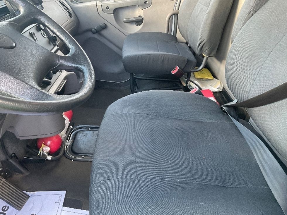 Medium Duty Box Truck-Light and Medium Duty Trucks-Freightliner-2020-M2-Warren-MI-71,096\n\t\tmiles-$ 61,250 - Image 19