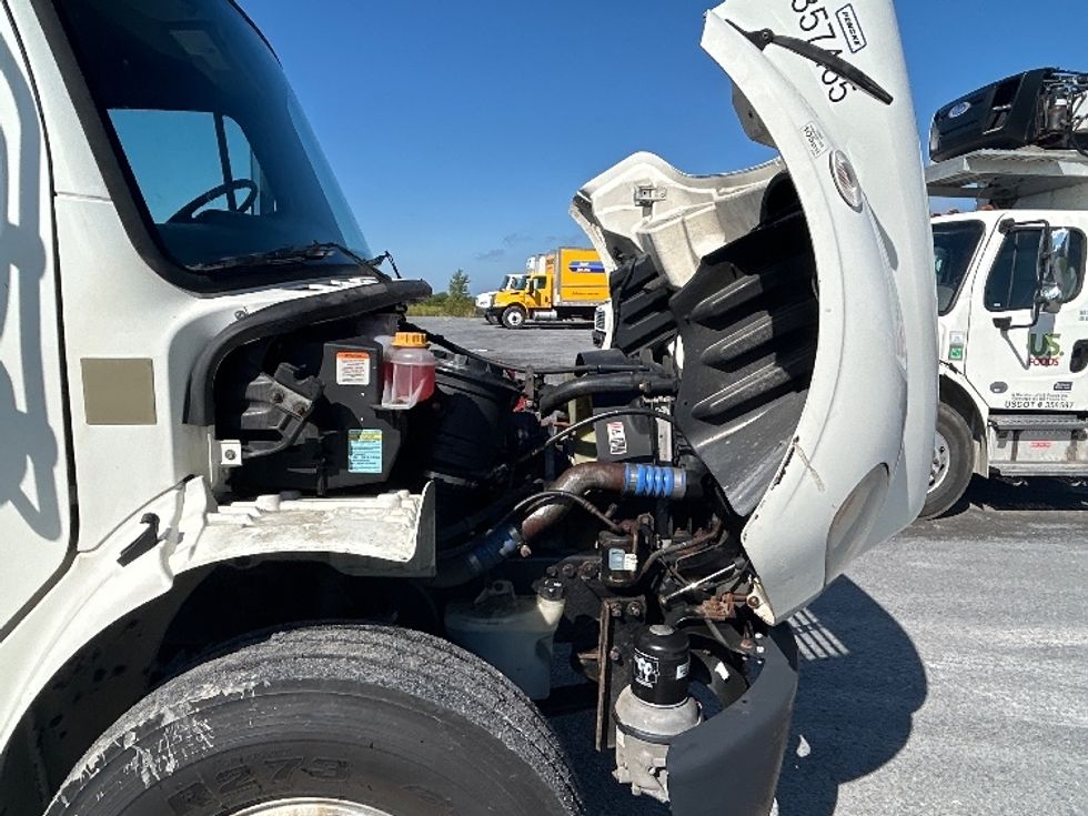 Medium Duty Box Truck-Light and Medium Duty Trucks-Freightliner-2020-M2-Watertown-NY-219,576\n\t\tmiles-$ 47,750 - Image 23