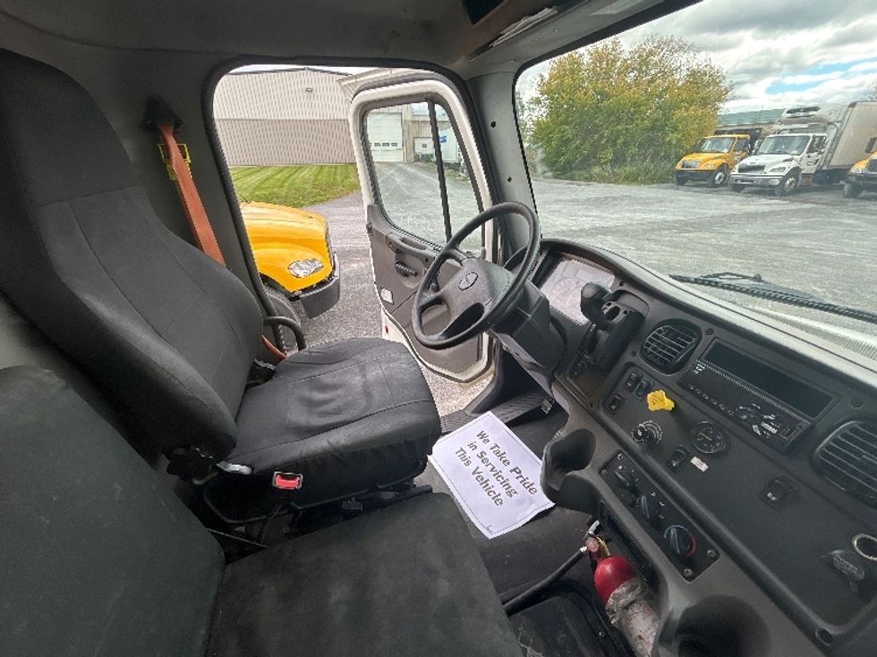 Medium Duty Box Truck-Light and Medium Duty Trucks-Freightliner-2020-M2-Watertown-NY-270,697\n\t\tmiles-$ 40,000 - Image 22