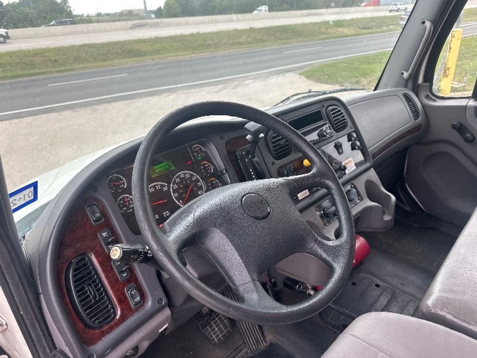 Medium Duty Box Truck-Light and Medium Duty Trucks-Freightliner-2020-M2-Waxahachie-TX-167,520\n\t\tmiles-$ 52,750 - Image 16