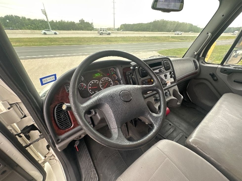 Medium Duty Box Truck-Light and Medium Duty Trucks-Freightliner-2020-M2-Waxahachie-TX-167,520\n\t\tmiles-$ 52,750 - Image 17