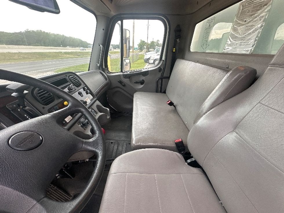 Medium Duty Box Truck-Light and Medium Duty Trucks-Freightliner-2020-M2-Waxahachie-TX-167,520\n\t\tmiles-$ 52,750 - Image 18