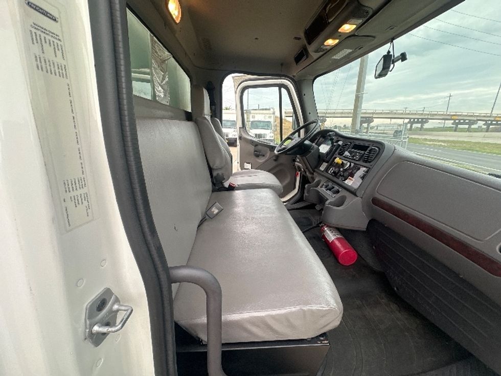 Medium Duty Box Truck-Light and Medium Duty Trucks-Freightliner-2020-M2-Waxahachie-TX-167,520\n\t\tmiles-$ 52,750 - Image 21