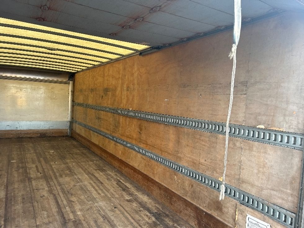 Medium Duty Box Truck-Light and Medium Duty Trucks-Freightliner-2020-M2-West Babylon-NY-107,670\n\t\tmiles-$ 61,250 - Image 12