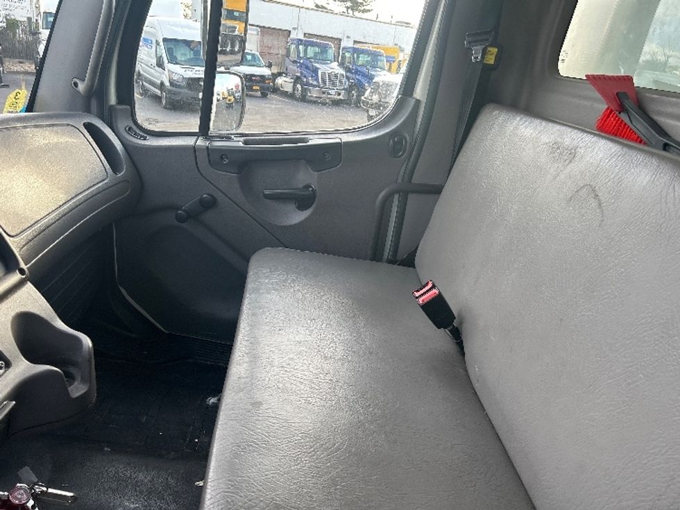 Medium Duty Box Truck-Light and Medium Duty Trucks-Freightliner-2020-M2-West Babylon-NY-107,670\n\t\tmiles-$ 61,250 - Image 19